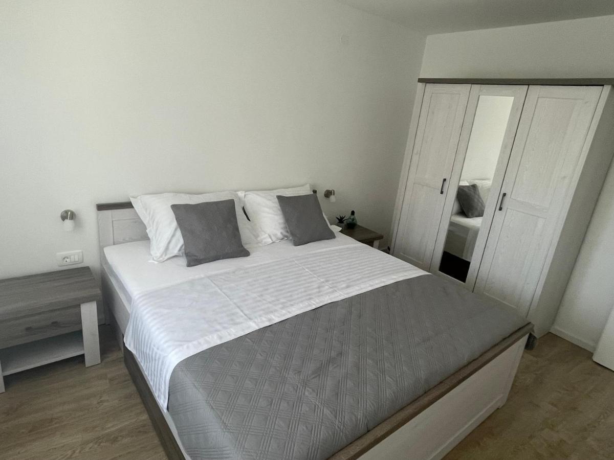 Tisno Central Apartments