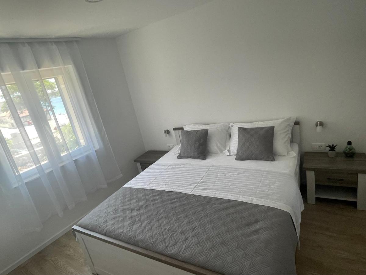 Tisno Central Apartments Apartament
